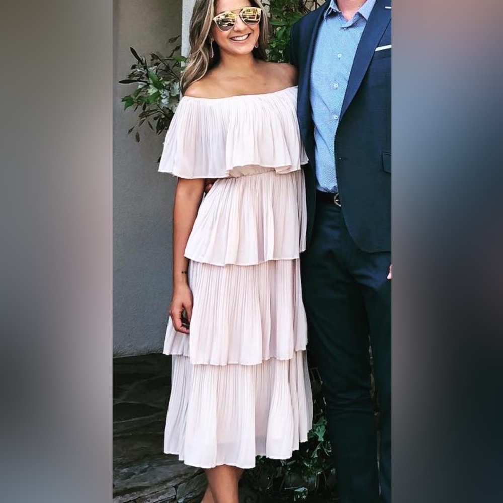 Vici Bonifacio Tiered Pleaded Midi Dress